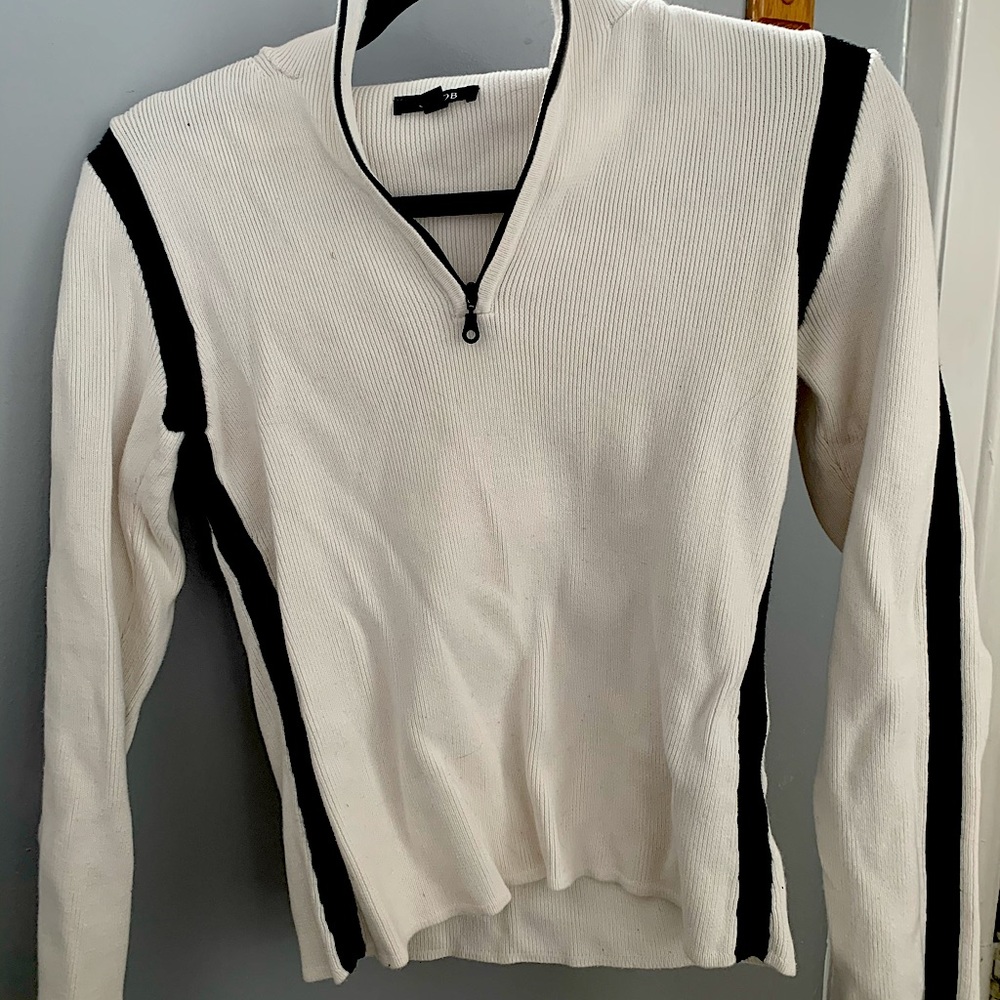 White & Black Long sleeve